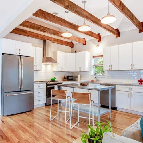Sleek Cottage - Image 1