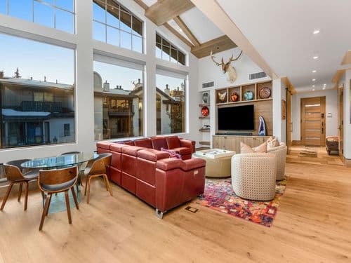 Red Lion Penthouse - Image 2