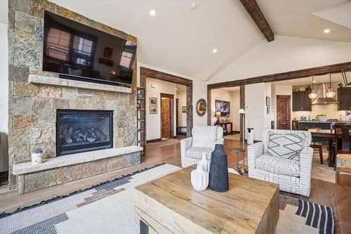 Breck Mountain Getaway - Image 3