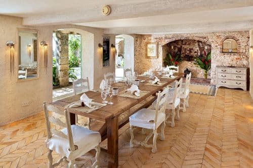 Wisteria Manor - Image 3