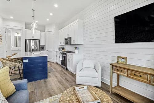 Fairway Farmhouse - Image 3