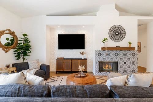Sunny Palms - Image 2