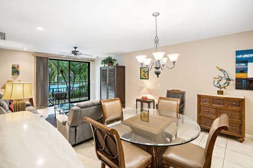 Coco Beach Residence - Image 2