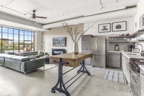 Lush Loft - Image 3