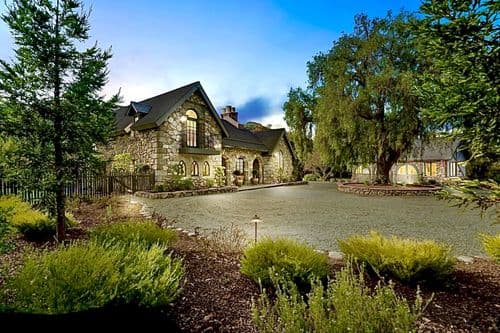 Renaissance Villa - Image 2