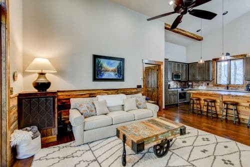  Doe Run Cottage - Image 3