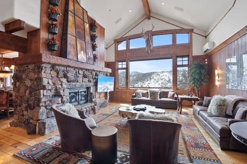 Timber Lodge at the Oaks - Image 3