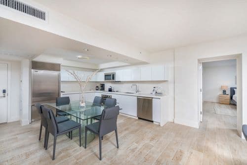 1 Hotel & Homes Condo #1019 - Image 3