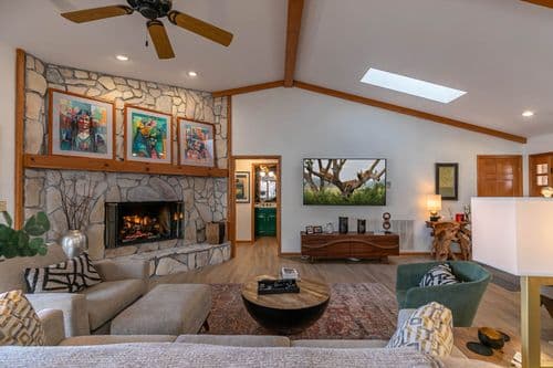 Raven Mountain House - Image 3