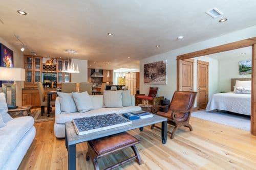 Main Stage Penthouse - Image 3
