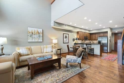 Fabulous Riverstone Retreat - Image 3