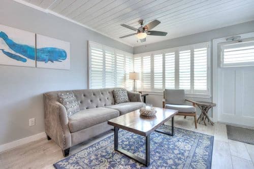 Island Vibes House - Image 3