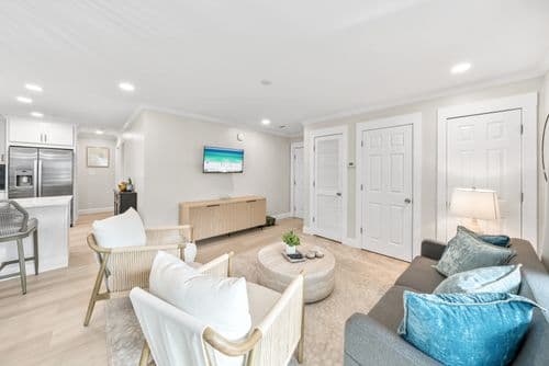Beachside Villa #811 - Image 3