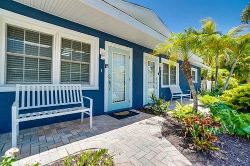 Blue Lagoon House - Image 3