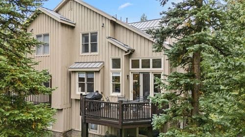 Peak 8 Lodge - Image 3