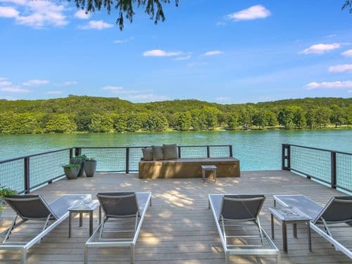Sapphire on Lake Austin - Image 2