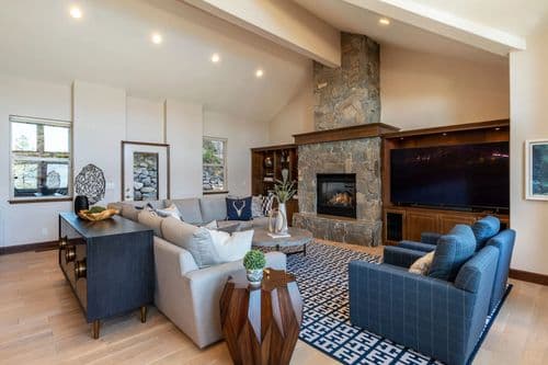 Crystal Home - Image 3