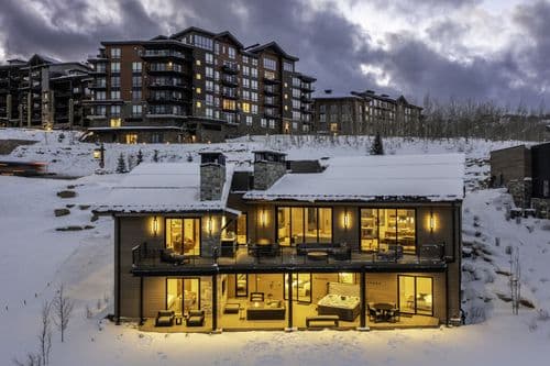 Luxe at Moonshadow - Image 1
