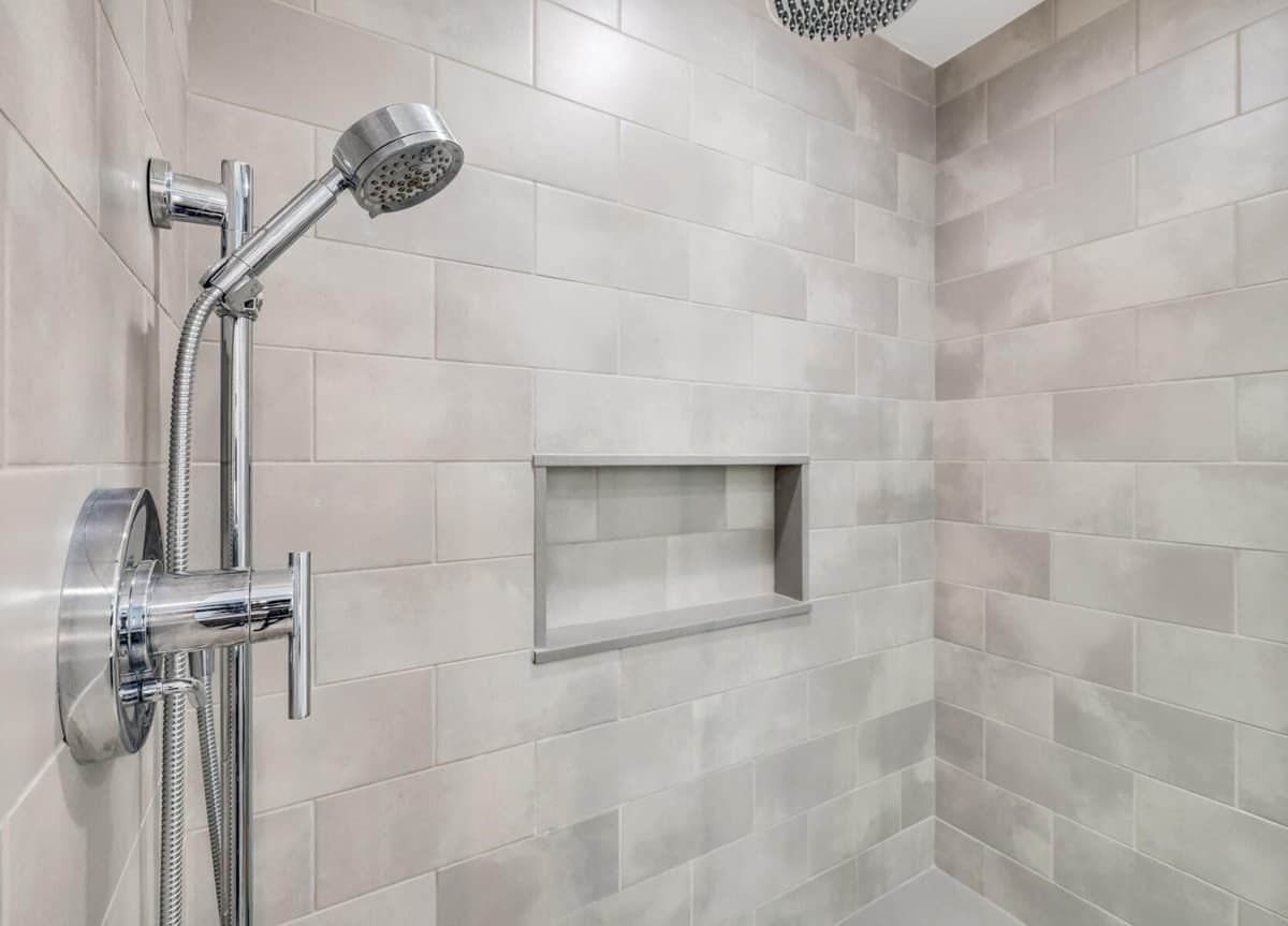 Take a Minott - Image 15