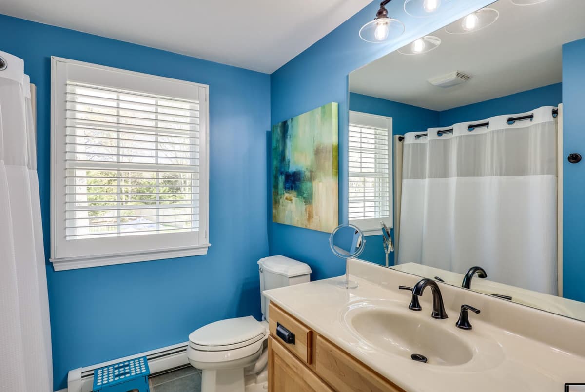 Take a Minott - Image 20