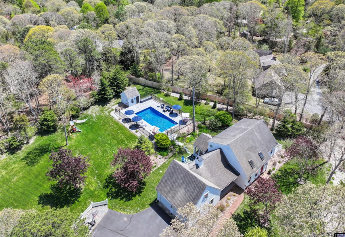 Take a Minott - Image 26