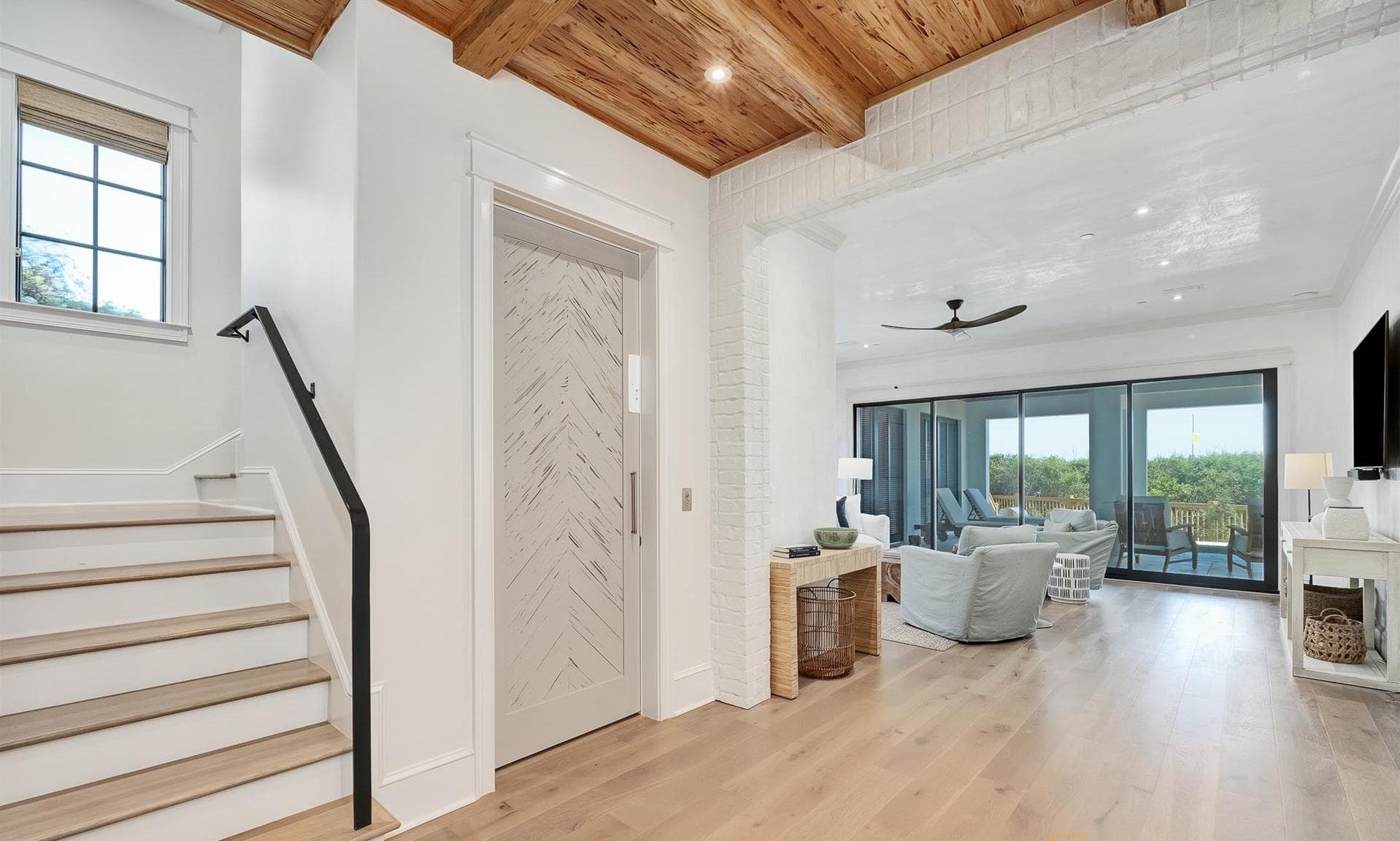 Seawalk Sanctuary - Image 14