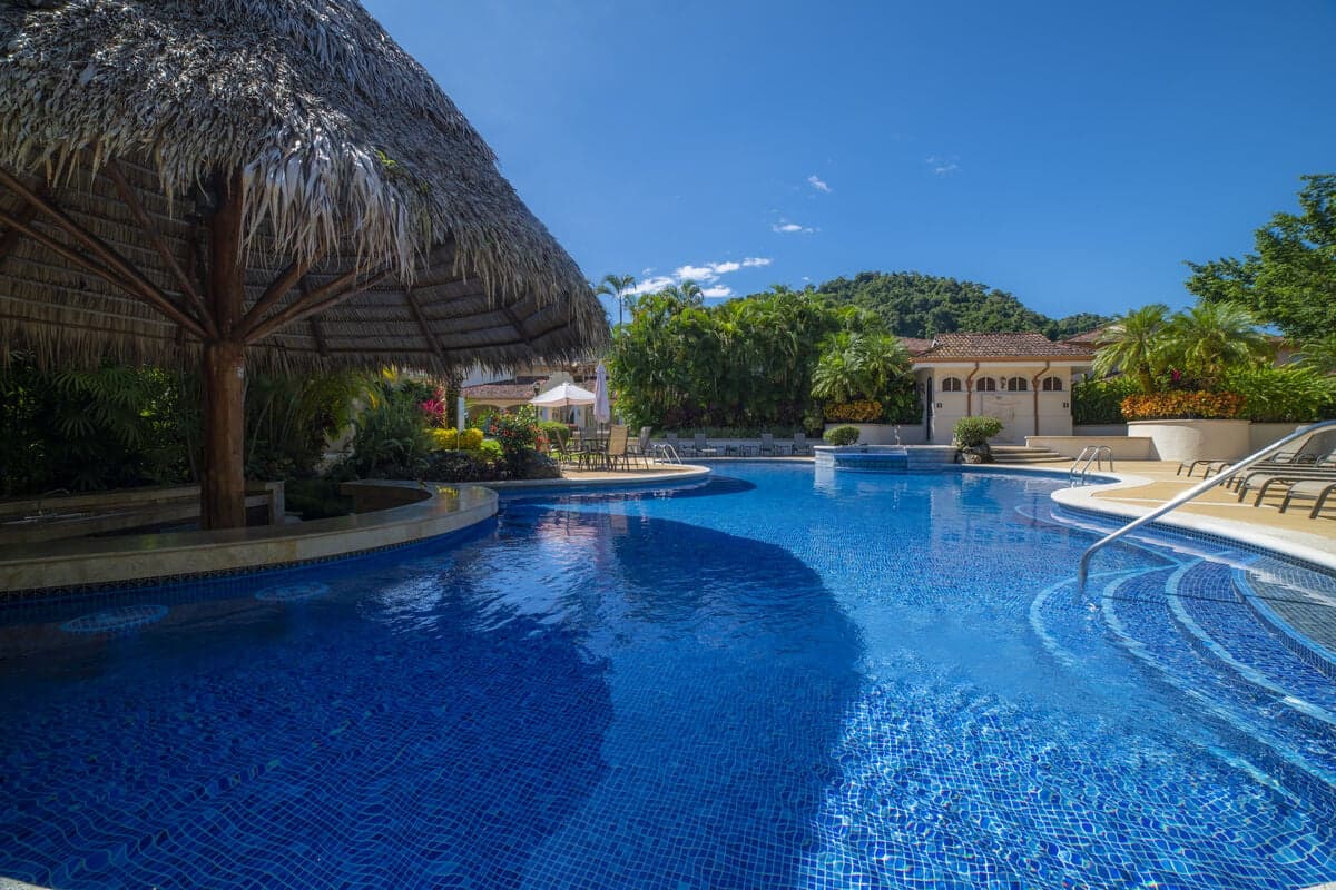 Colina Condo #8 - Image 15