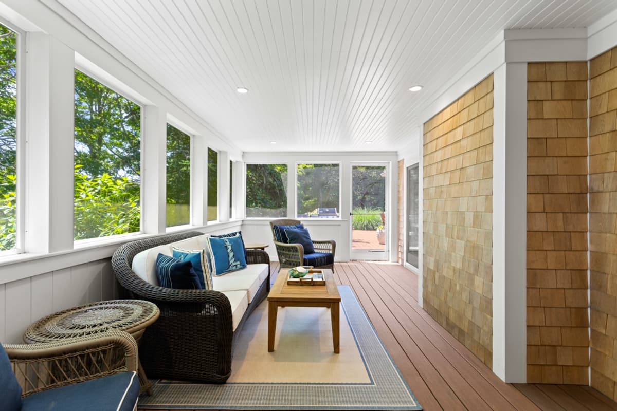 Meeting House - Image 10