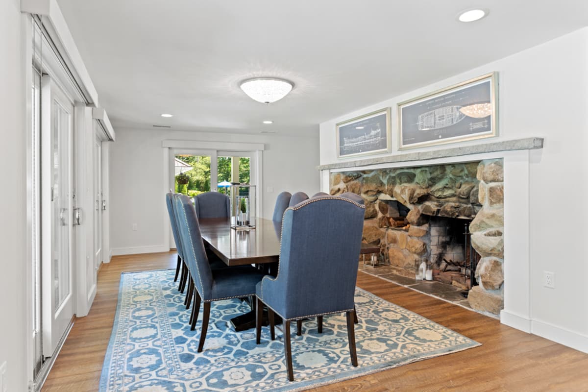 Meeting House - Image 58