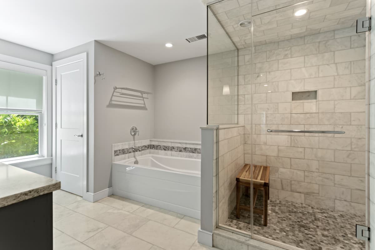 Meeting House - Image 19