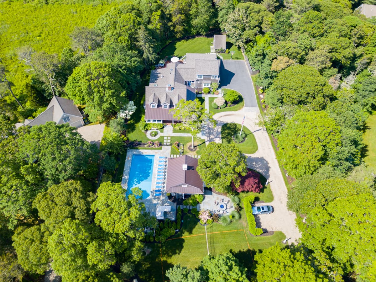 Meeting House - Image 47