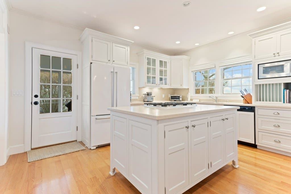 Harborside Hideaway - Image 4