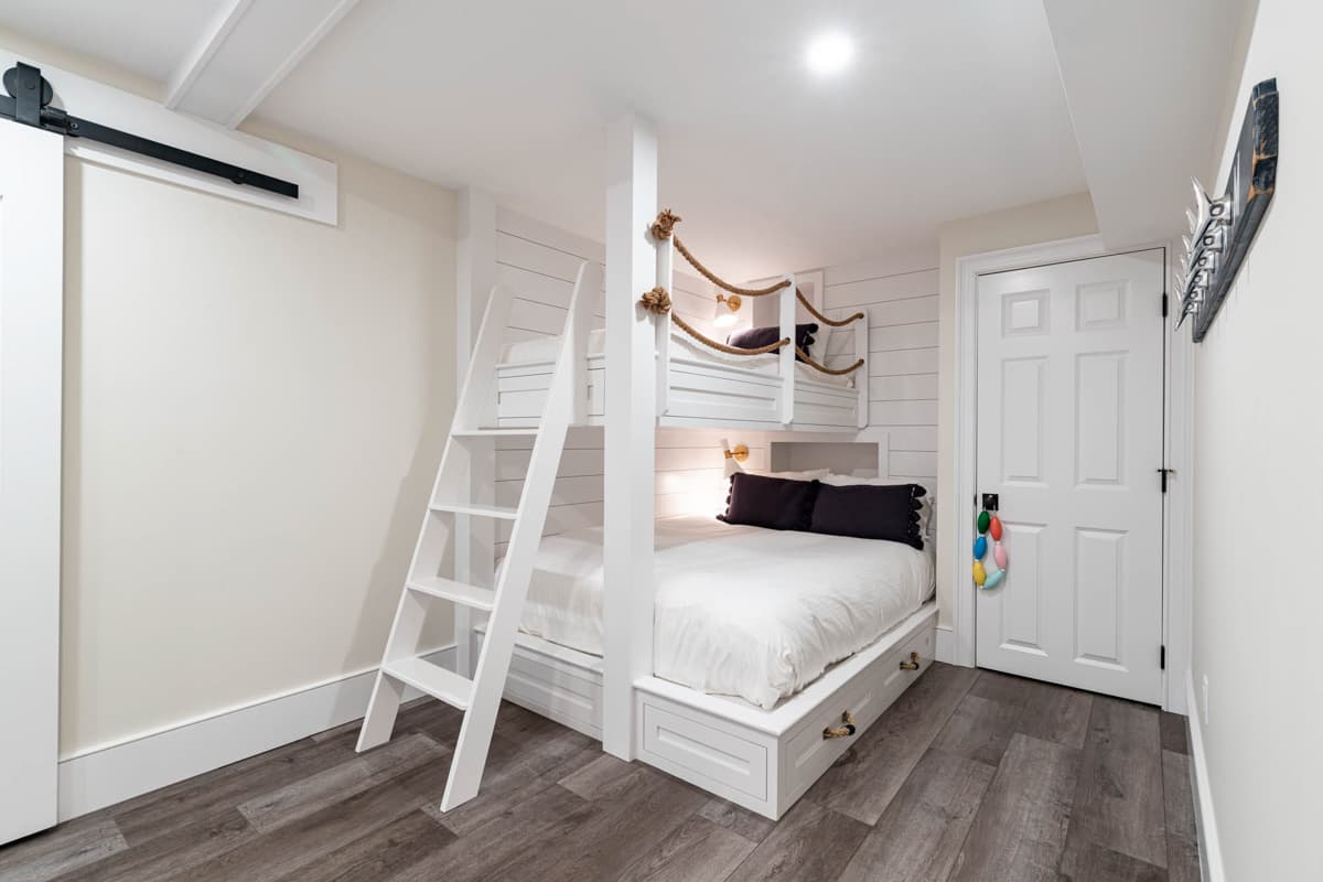 Harborside Hideaway - Image 44