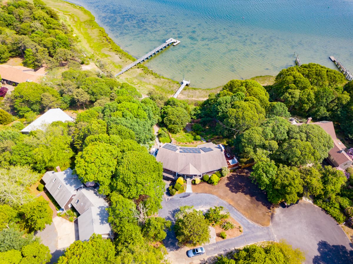 Cove Crest House - Image 2