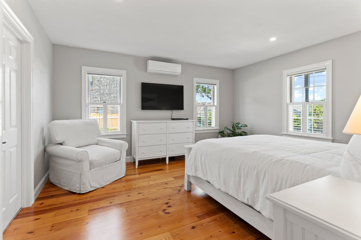 Dennis Dreams - Image 12