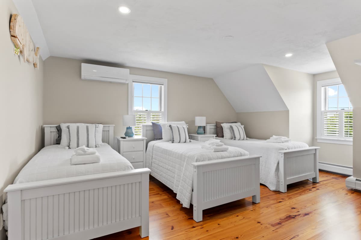 Dennis Dreams - Image 14