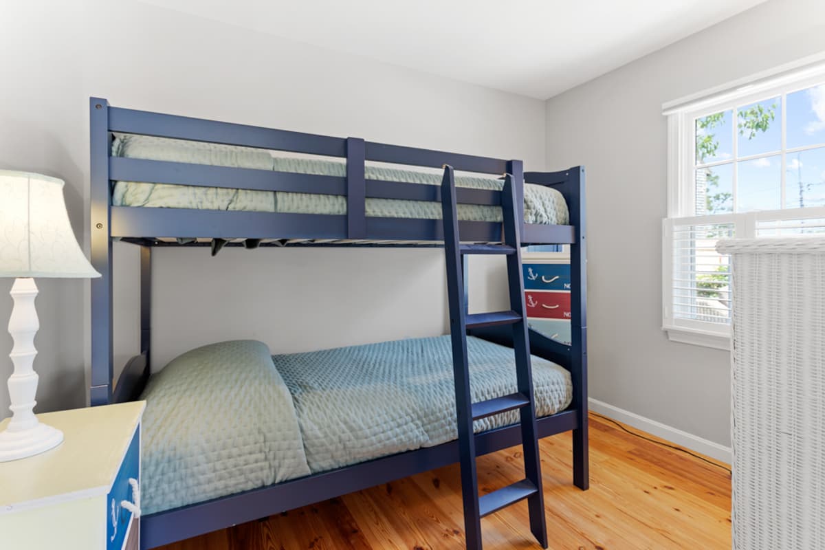 Dennis Dreams - Image 26