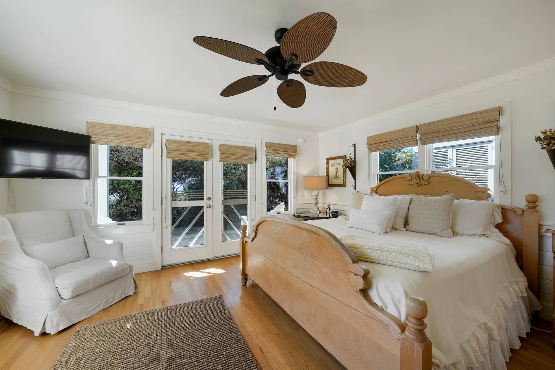 Southern Exposure - Image 10