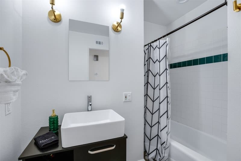 Desert Green Serenity - Image 9