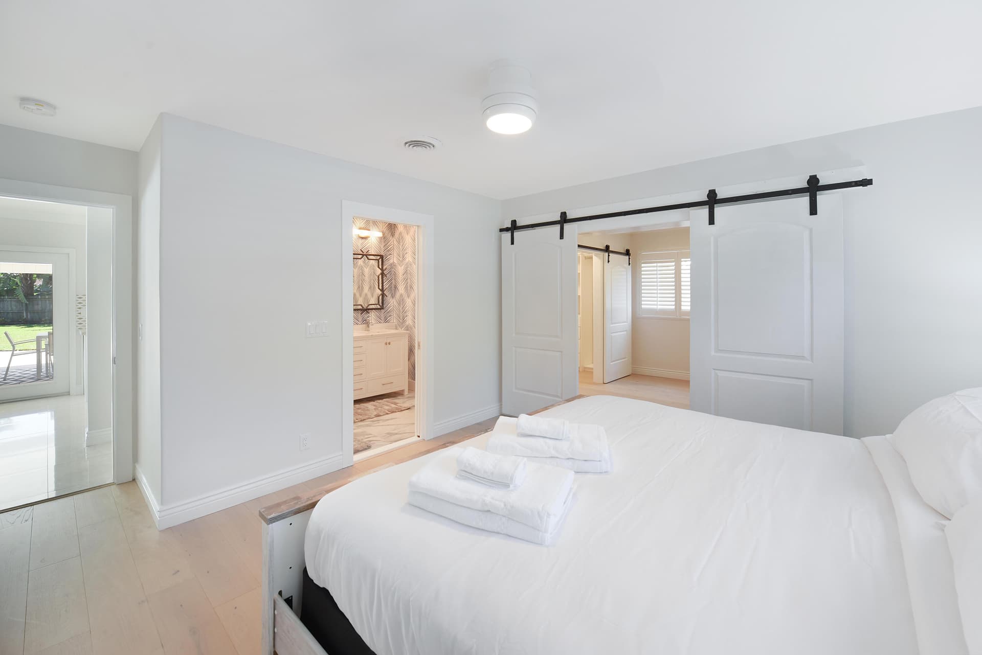 Light Beam House  - Image 18