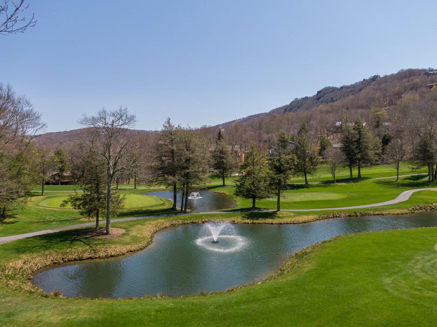 Emerald Escape - Image 50