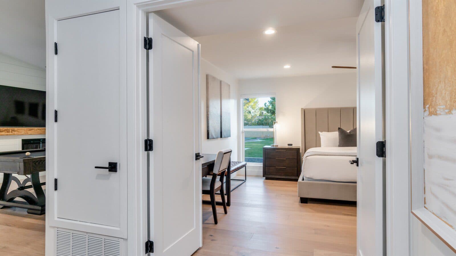 Elegance on the Green - Image 19