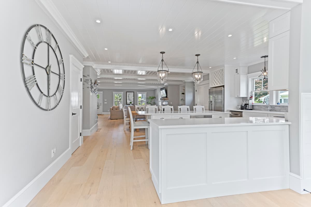 Shore Daze - Image 11