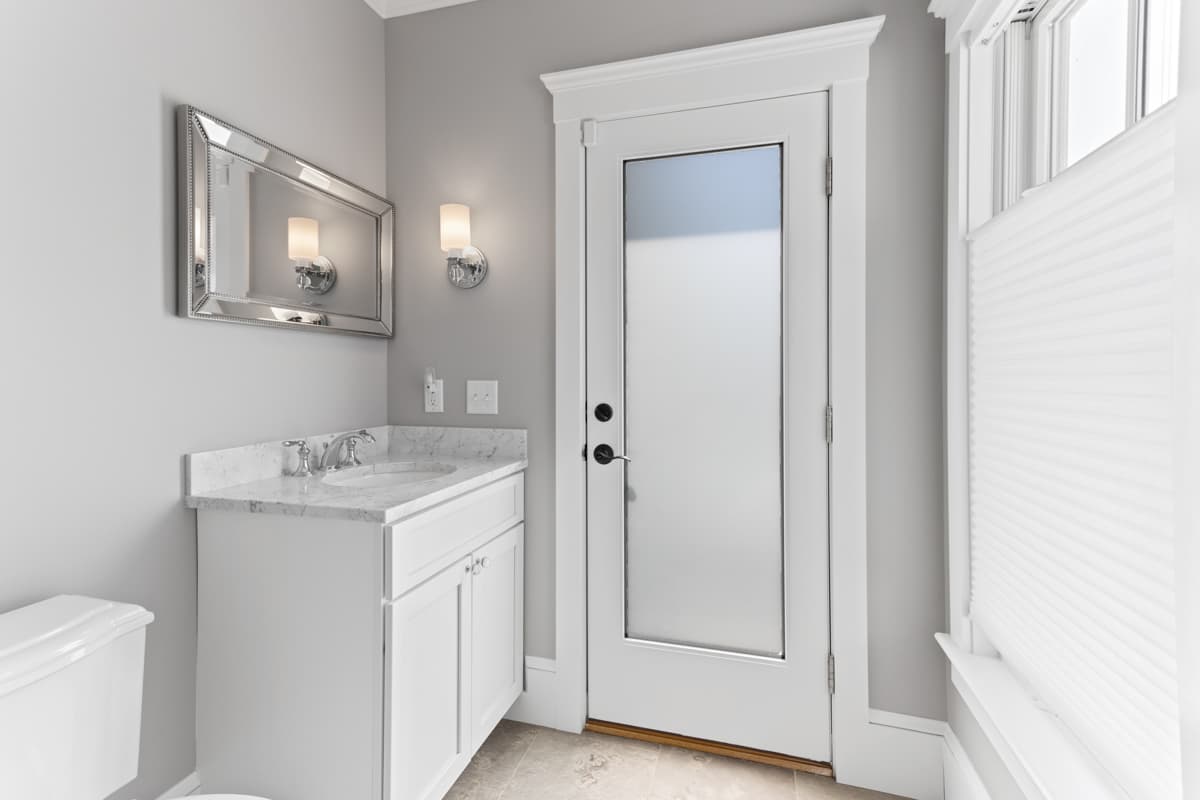 Shore Daze - Image 15