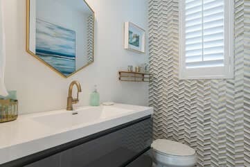 Surf-Side Beach House - Image 27