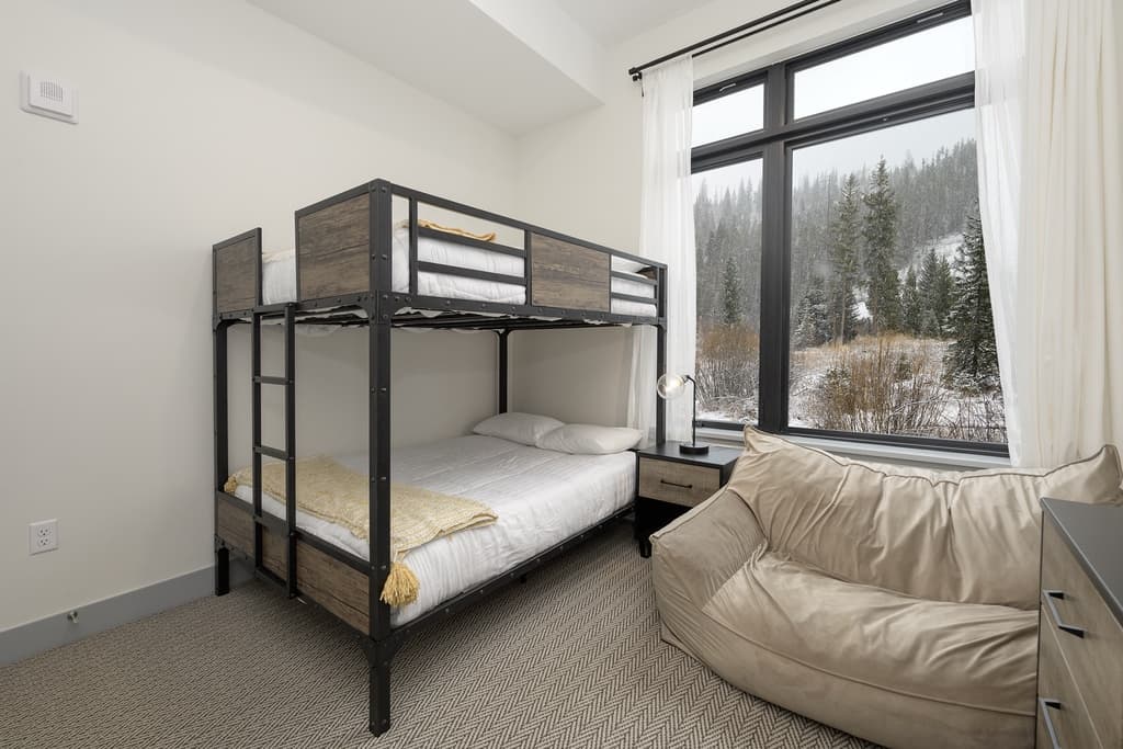 Timber Fox Residence 2102 - Image 18