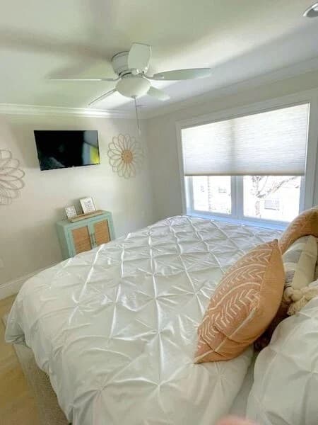 Chasing Sunsets - Image 13