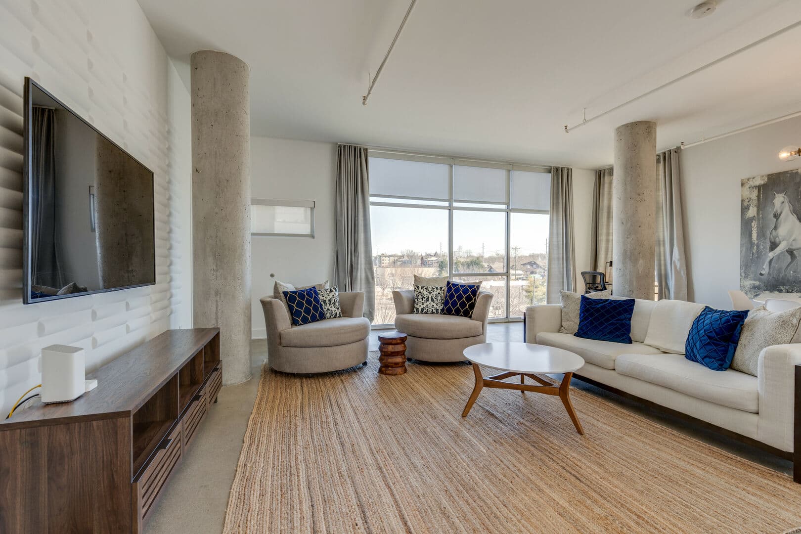 Spring Residence - Image 2