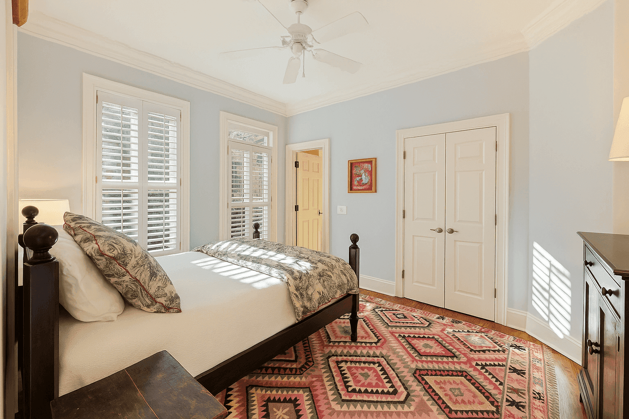 Yellow Throat Lane - Image 25