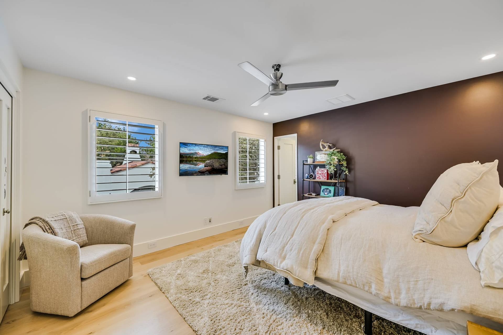 Austin Splendor - Image 39